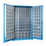 Plastik çekmeceli metal dolap